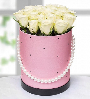 İncili Kutuda 20 Beyaz Gül