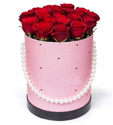 İncili Kutuda 20 Kırmızı Gül